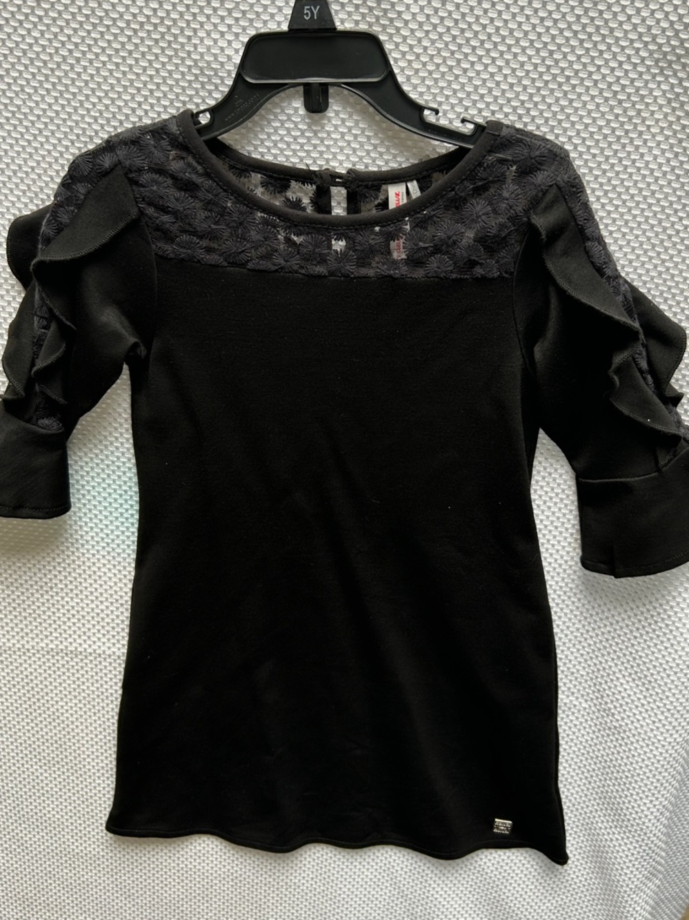 Chic Deux par Deux Black Ruffle Sleeve Dress with lace accent. Girls Size 5. NWT